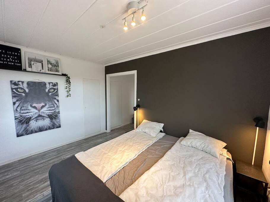 Modernt & Rymligt Sommarhus Pa Landet- Bubbelpool Villa Eskilstuna Exterior foto