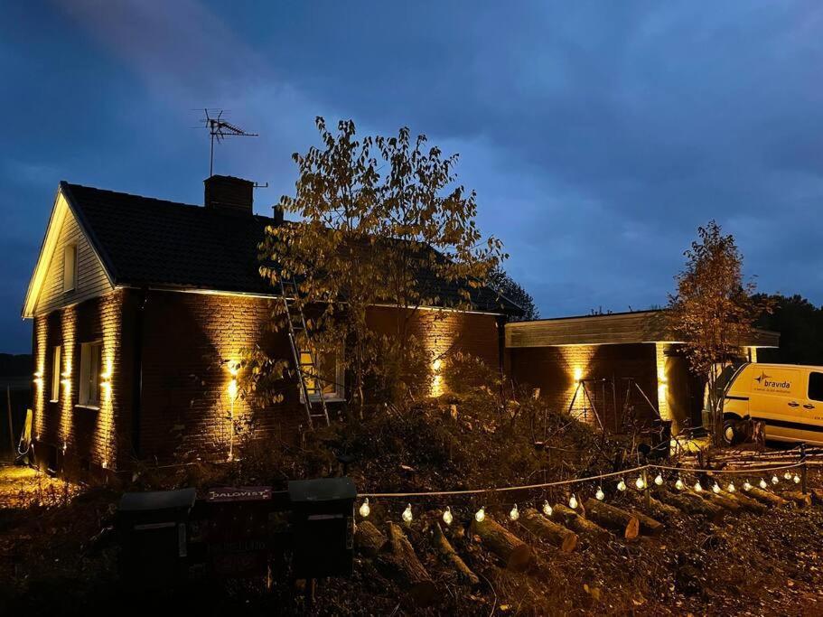 Modernt & Rymligt Sommarhus Pa Landet- Bubbelpool Villa Eskilstuna Exterior foto