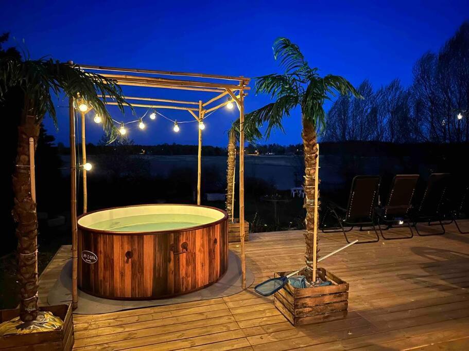 Modernt & Rymligt Sommarhus Pa Landet- Bubbelpool Villa Eskilstuna Exterior foto